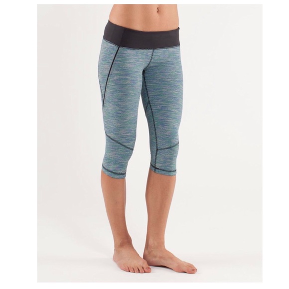 lululemon athletica Pants - 🎉HP🎉 Lululemon Run Excel Crop Leggings